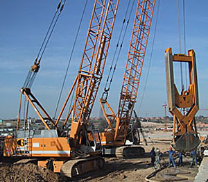 MODEL&CO, fabricante de cucharas mecánicas CMS para maquinaria de muro pantalla para obras de cimentaciones especiales